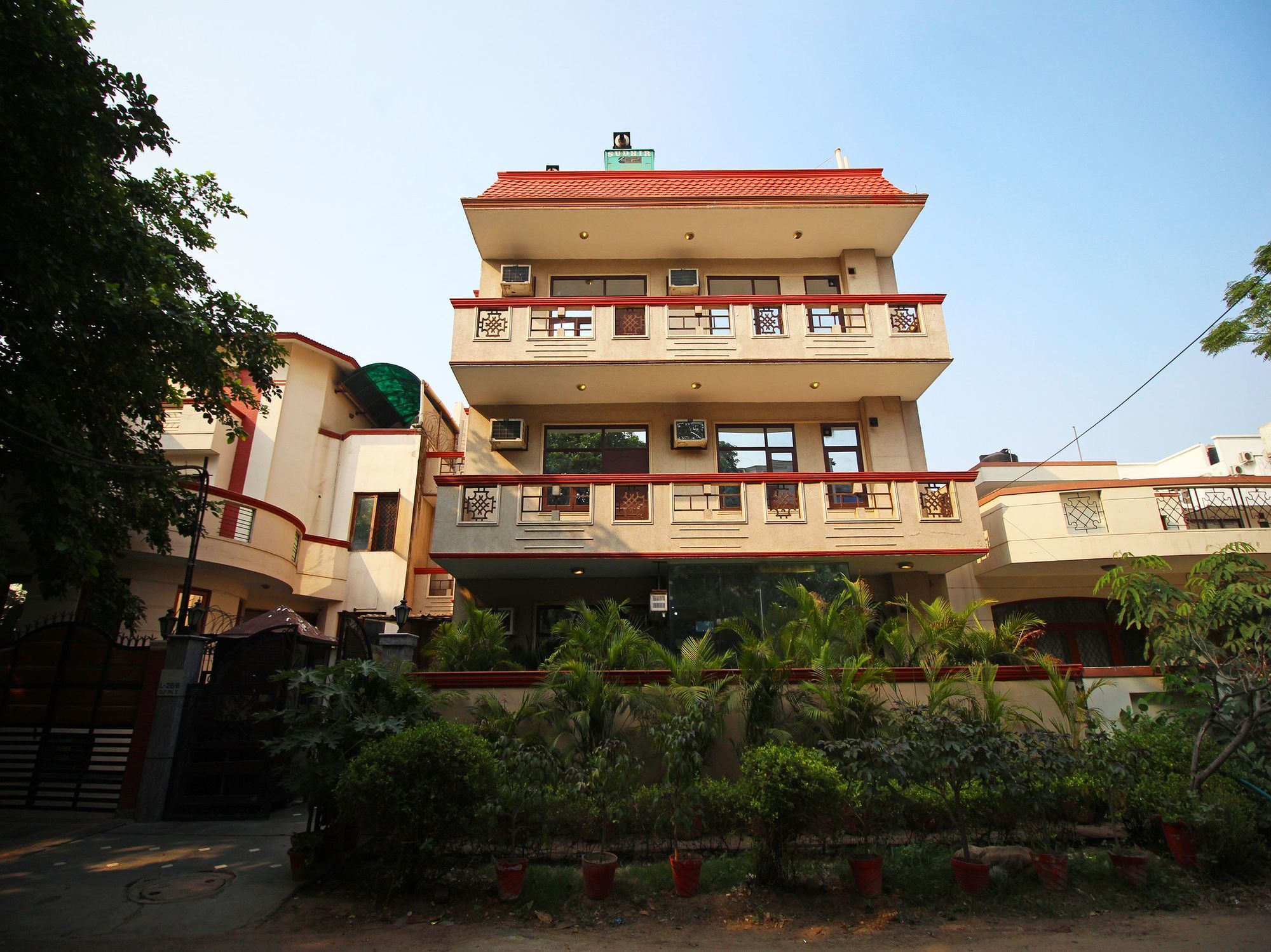 Oyo 6589 Shubhdeep Aashiyana Hotel คูร์เคาน์ ภายนอก รูปภาพ